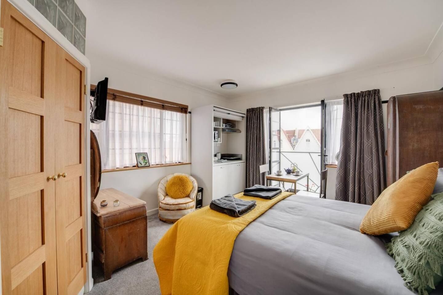 Ferryman Apartments By Places To Be Portsmouth Exteriör bild
