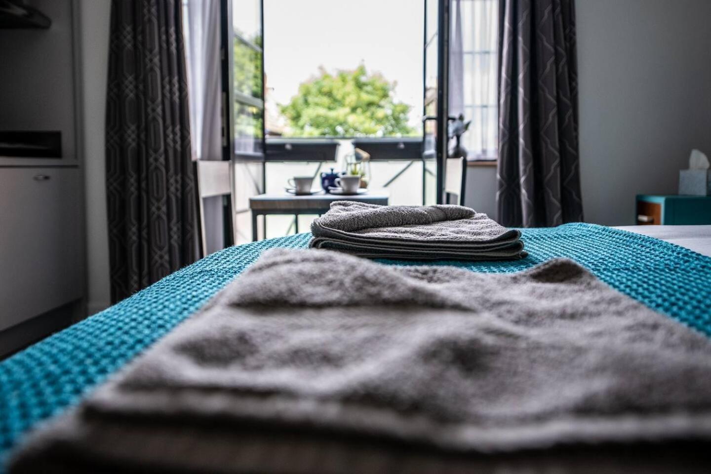 Ferryman Apartments By Places To Be Portsmouth Exteriör bild
