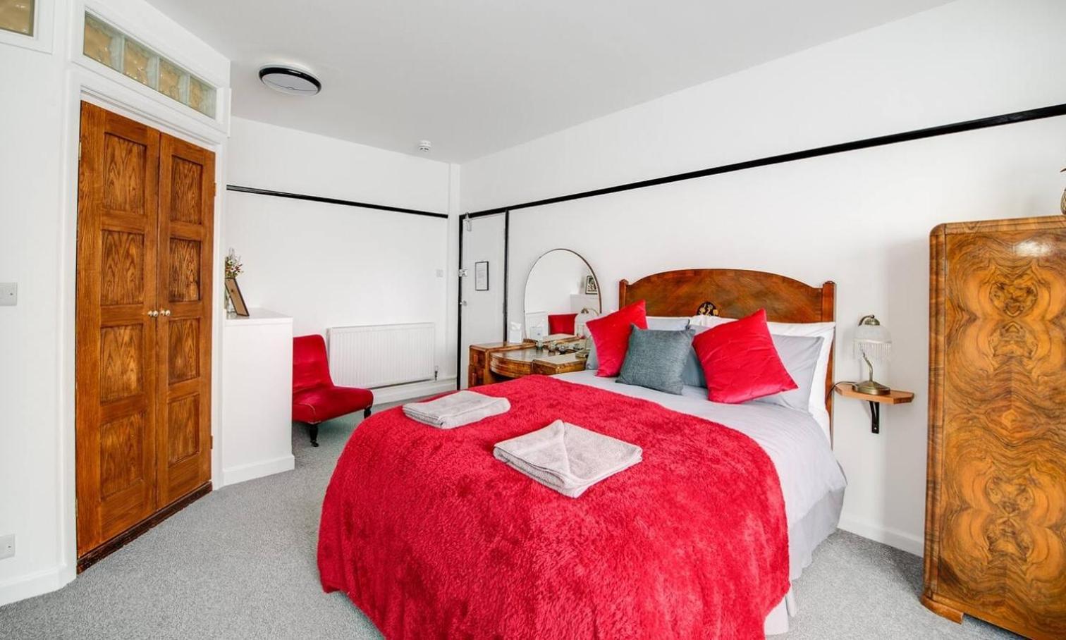 Ferryman Apartments By Places To Be Portsmouth Exteriör bild