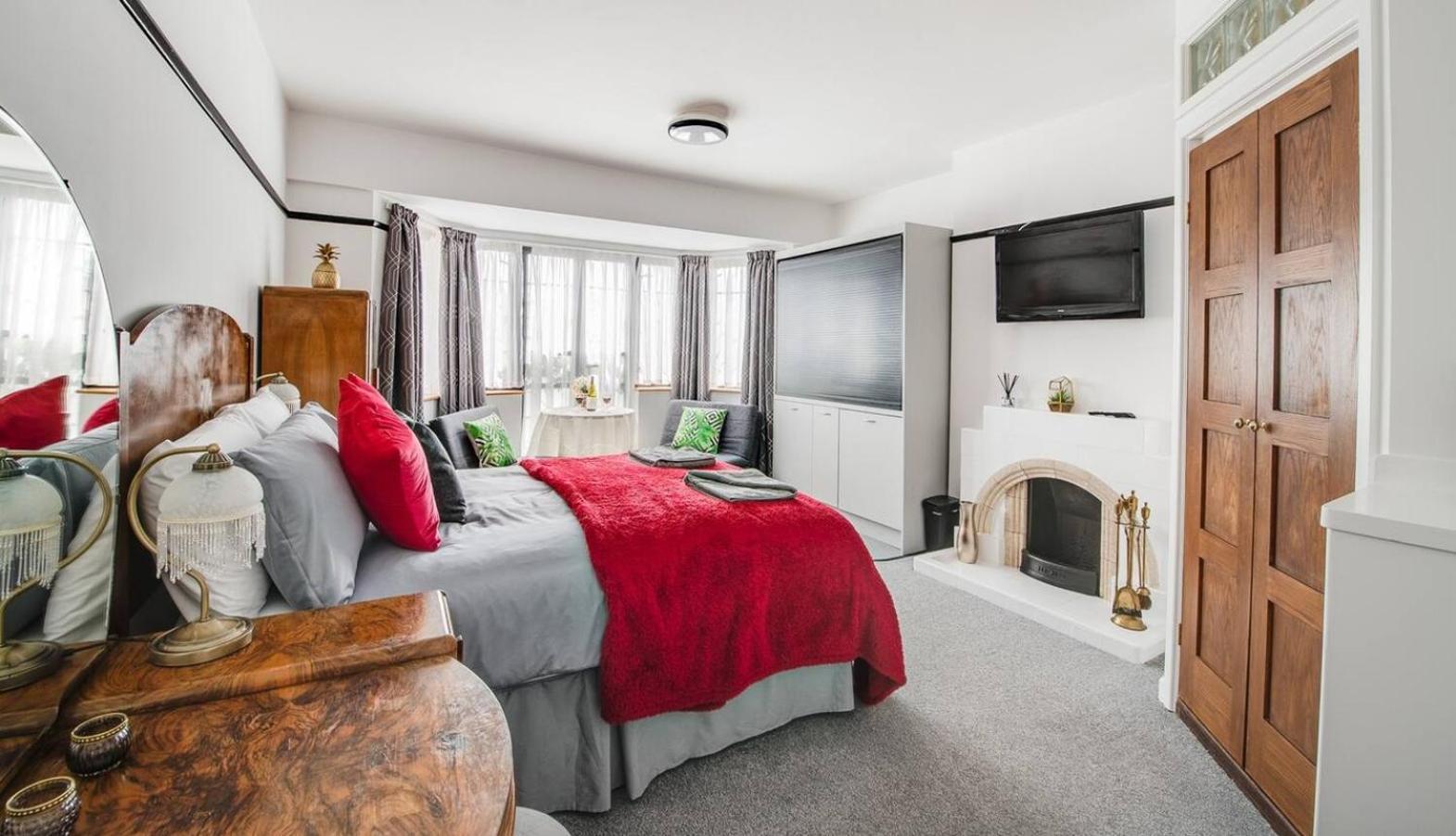 Ferryman Apartments By Places To Be Portsmouth Exteriör bild