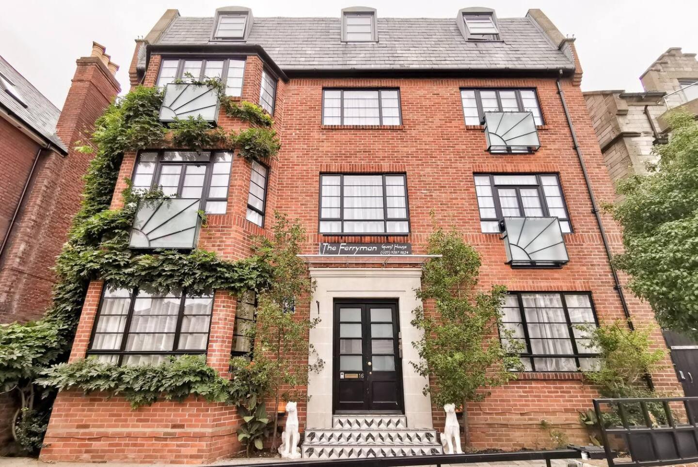 Ferryman Apartments By Places To Be Portsmouth Exteriör bild