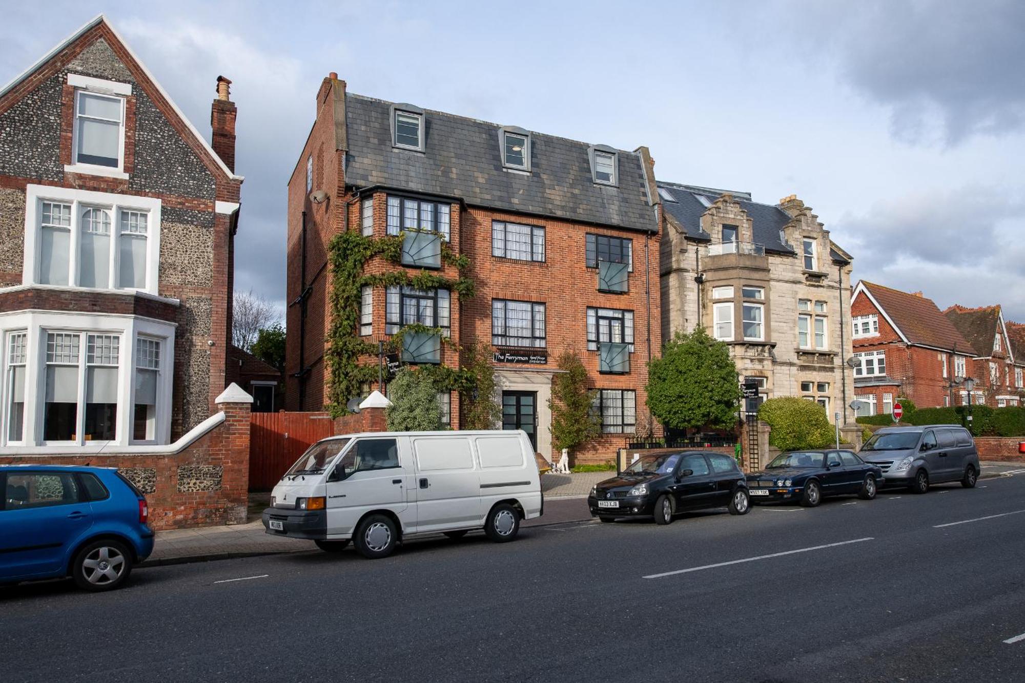 Ferryman Apartments By Places To Be Portsmouth Exteriör bild